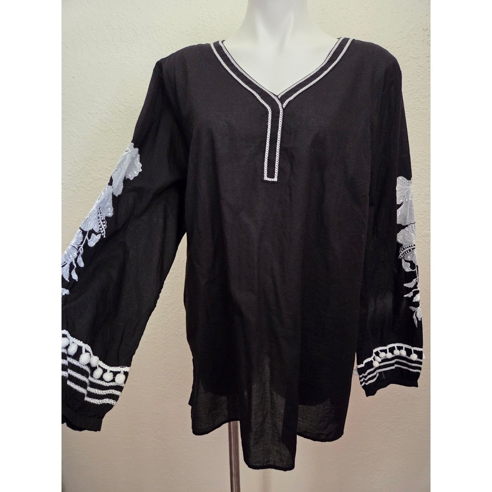 Chicos Black Embroidered‎ Tunic Top Long Sleeve V Neck Pom Pom Trim Size 3
